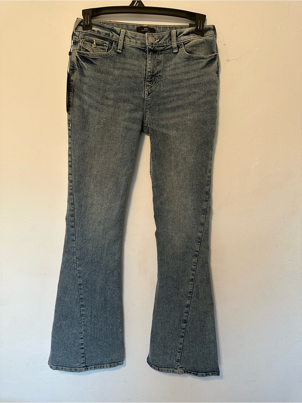 Women's True Religion Joey SN Flap Joey Mid Rise Flare Med Wash Jeans
Size 29
